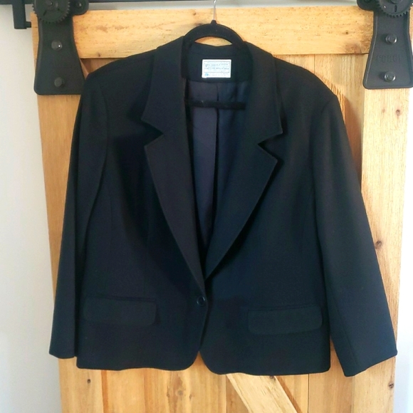 Pendleton Jackets & Blazers - Pendleton Black Wool Blazer Vintage